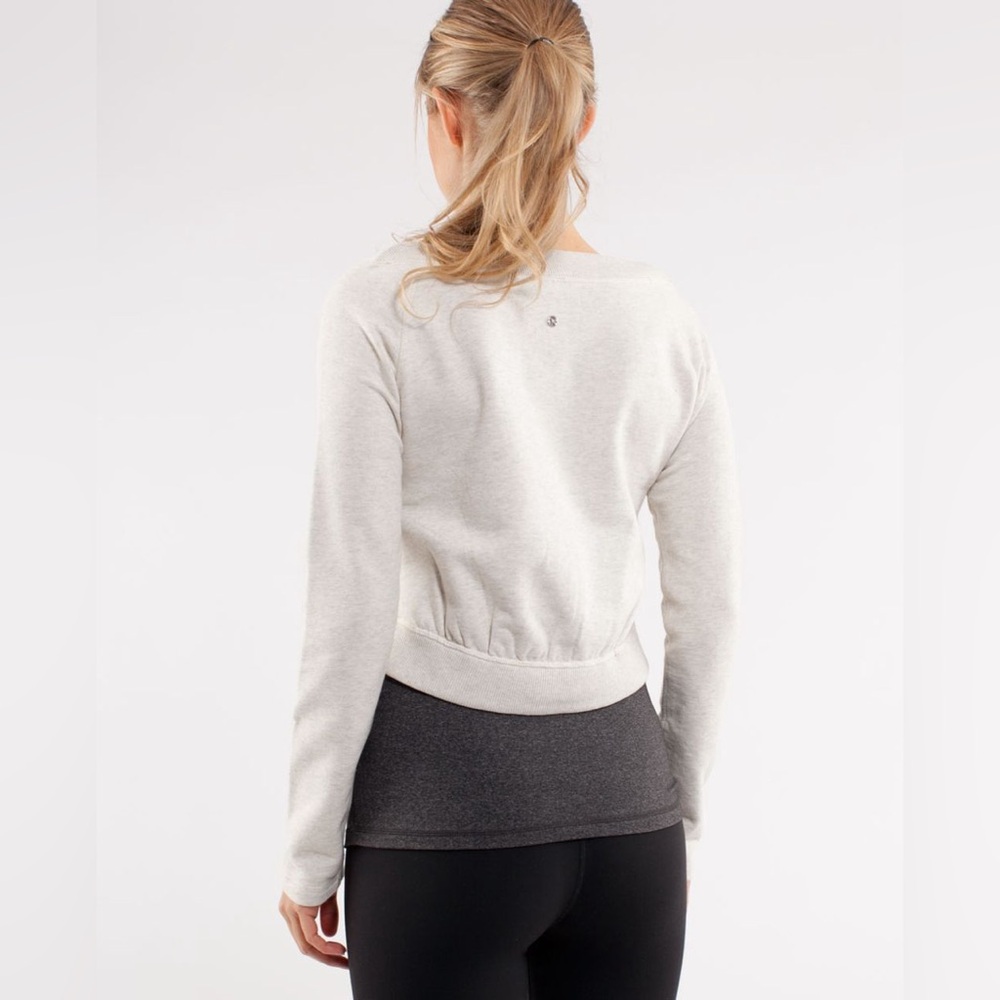 Lululemon Good Karma Pullover - Picture 2 of 9